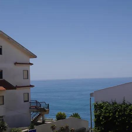 Hostel & Surfcamp 55