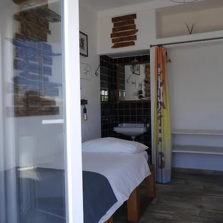 Hostel & Surfcamp 55