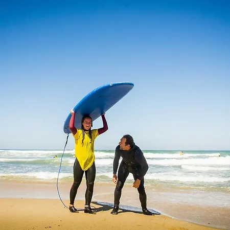 Хостел & Surfcamp 55 *