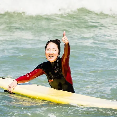 Хостел & Surfcamp 55 Эрисейра