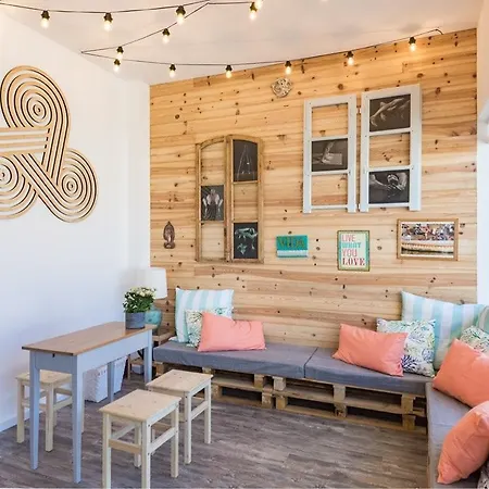 & Surfcamp 55 Хостел