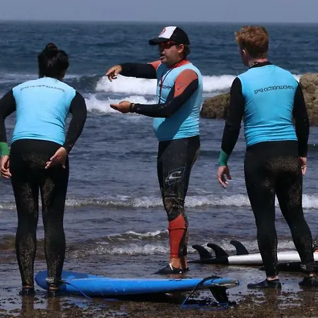 & Surfcamp 55 * אריסרייה