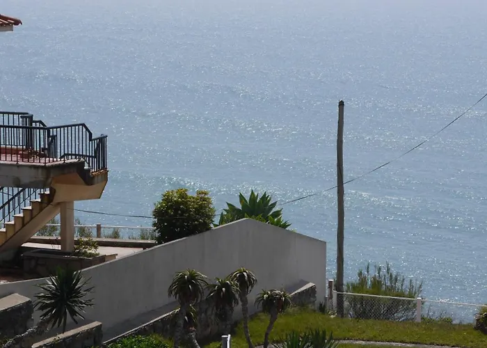 & Surfcamp 55 Hostel