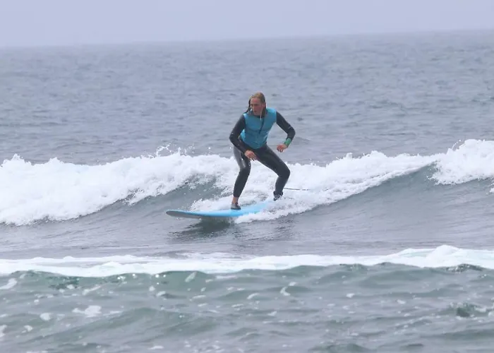 Hostel & Surfcamp 55 Ericeira