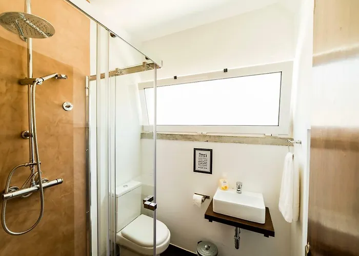 & Surfcamp 55 * Ericeira